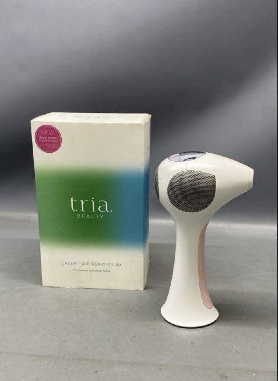 Tria Beauty 4x Permanent Hair Removal Laser LHR 4.0 Box & Charger Sticky Handle